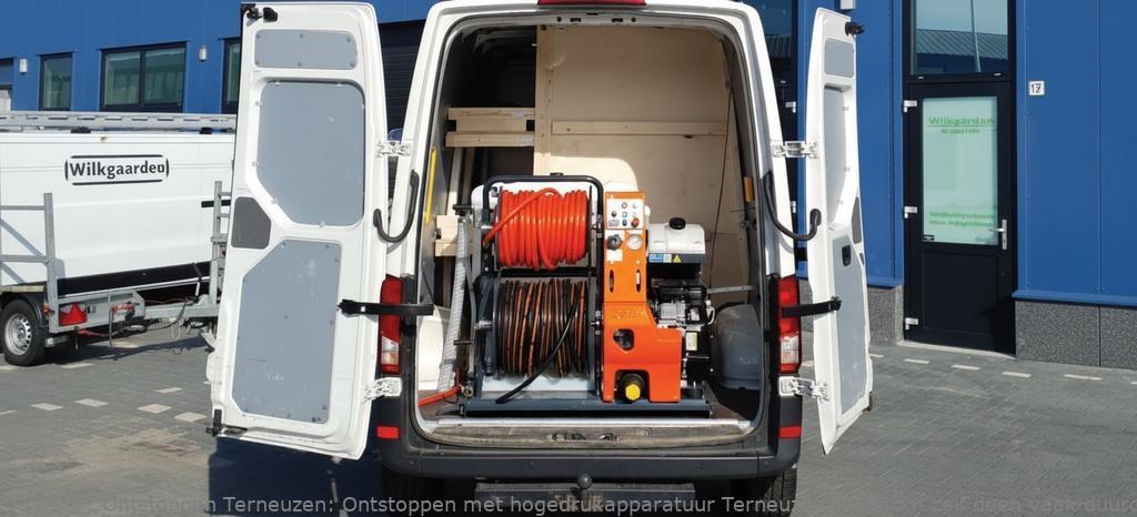 Ontstoppen met hogedrukapparatuur Terneuzen: Waarom zelf doen vaak duurder uitpakt